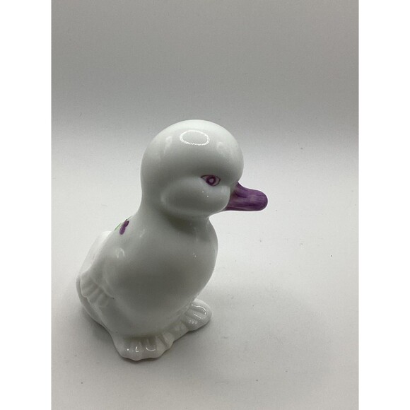 Fenton Duck Purple Flowers Hand Painted Artist Signed N. Kahne Art Glass - Picture 2 of 5